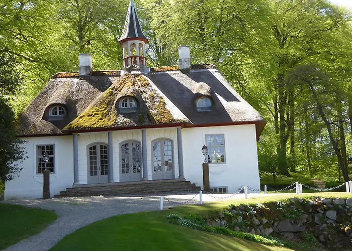 Gård * Borre